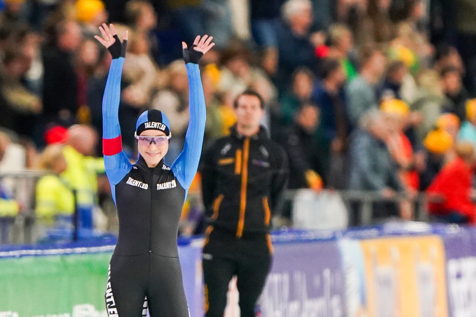 Schaatsster Naomi Kammeraat - Team TalentNED - aan de start