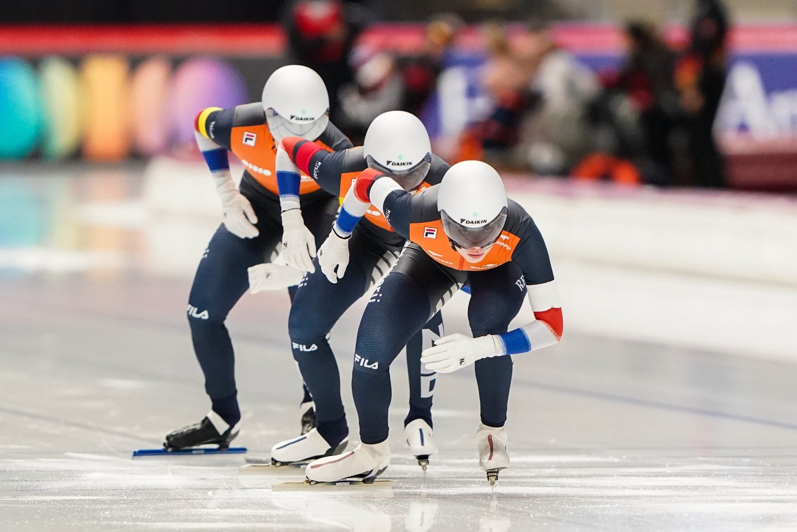 Teamsprint langebaanschaatsen - Marrit Fledderus - Naomi Verkerk - Isabel Grevelt